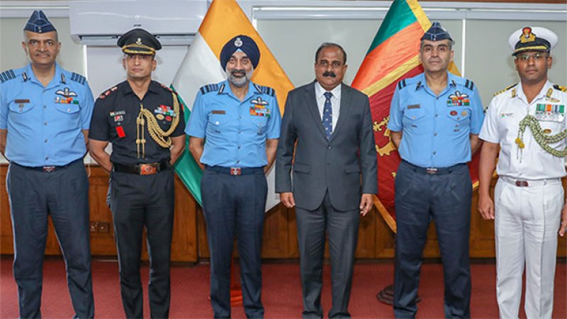 Indian Air Force Chief Calls on SL Deputy Defense Minister