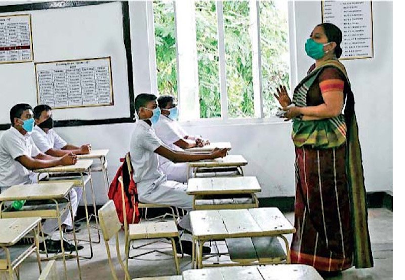 Sri Lanka to recruit volunteers to address teacher shortage