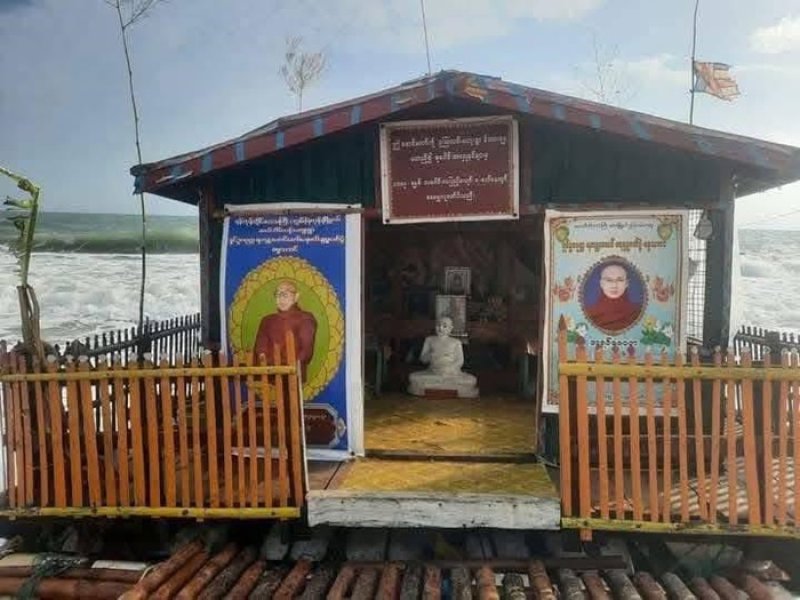 Floating House Found Near Nagarkovil, Jaffna Ashore 
