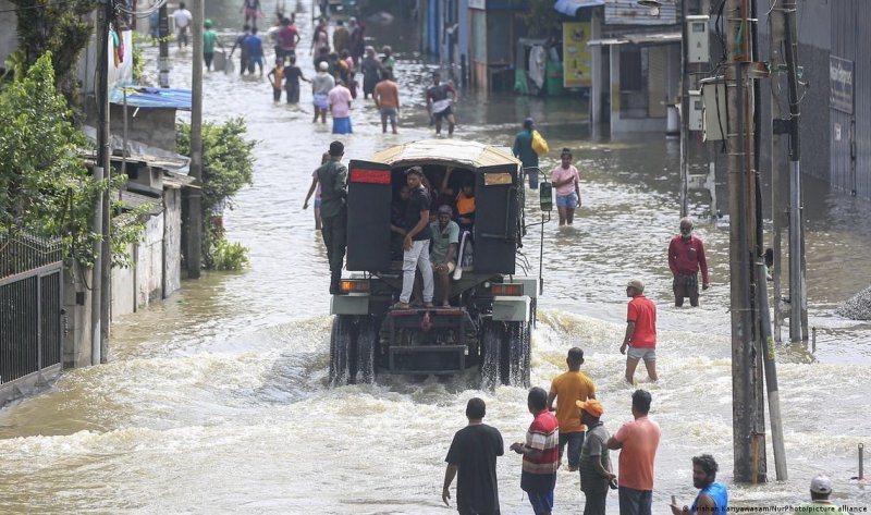Flood Warning Issued for Areas Along Aththanagalu Oya