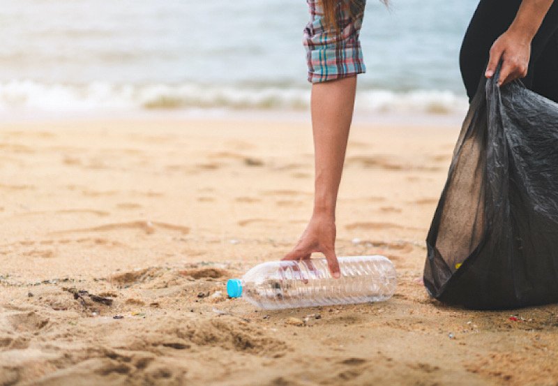 Sri Lanka to launch mobile app to promote beach cleanliness