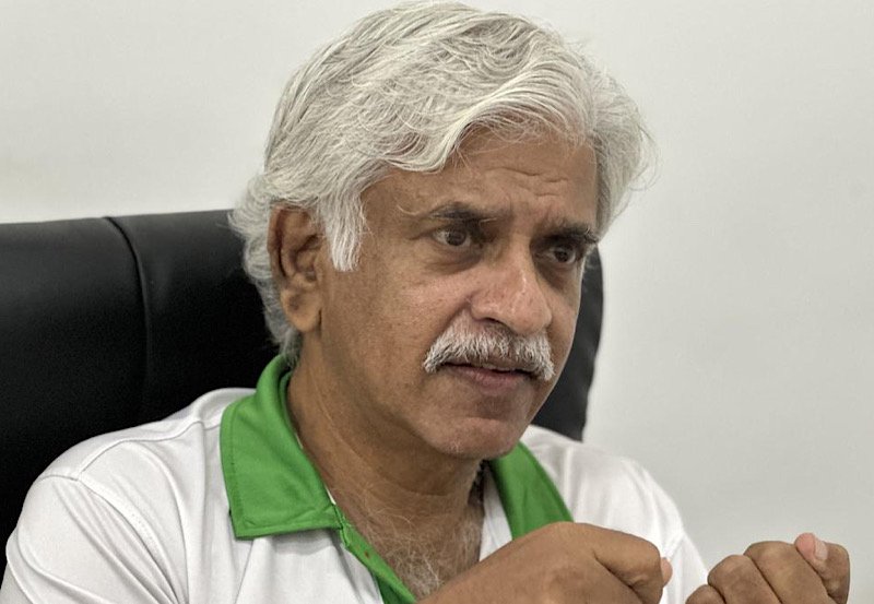 Arjuna Ranatunga responds to claims of crossing over
