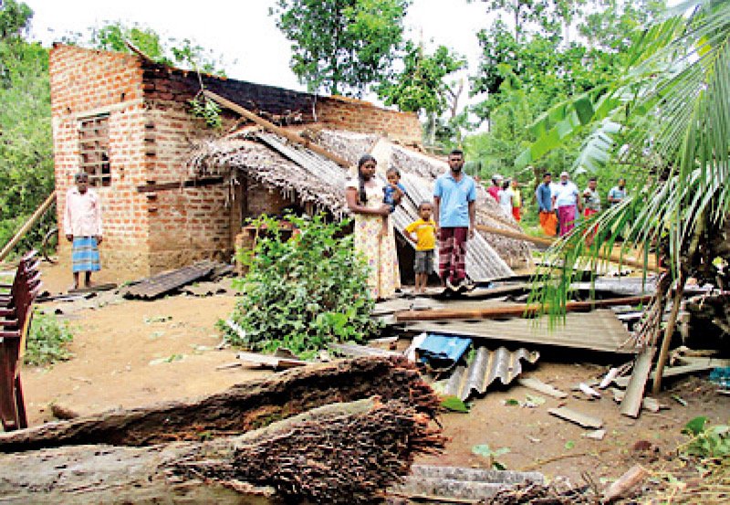 Severe weather in Sri Lanka damages thousands of homes