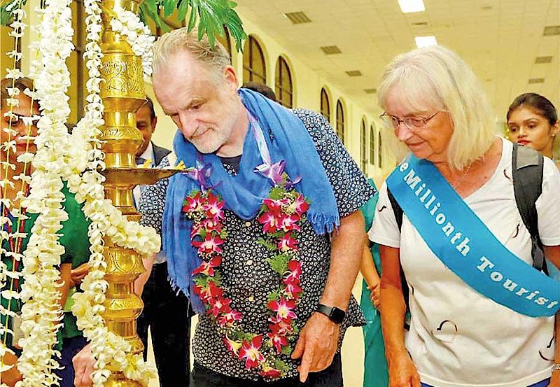 Sri Lanka welcomes one millionth tourist of 2024