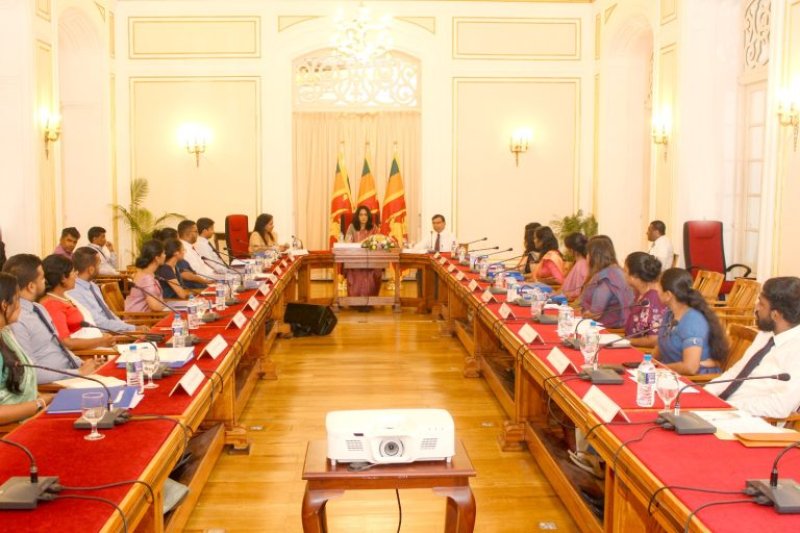 20 new officers recruited to the srilanka  foreign service 