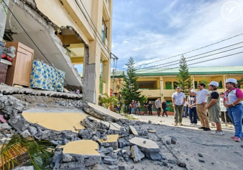 6.7 magnitude earthquake shakes part of Indonesia