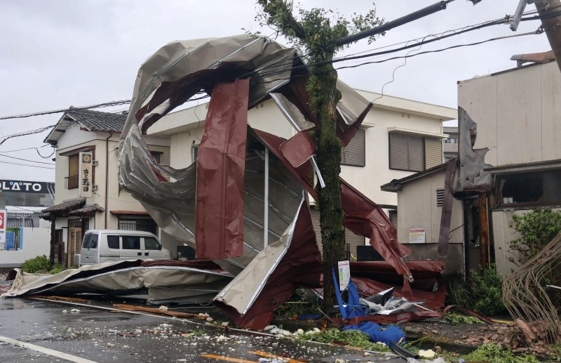 Millions evacuated as typhoon slams Japan's Kyushu 