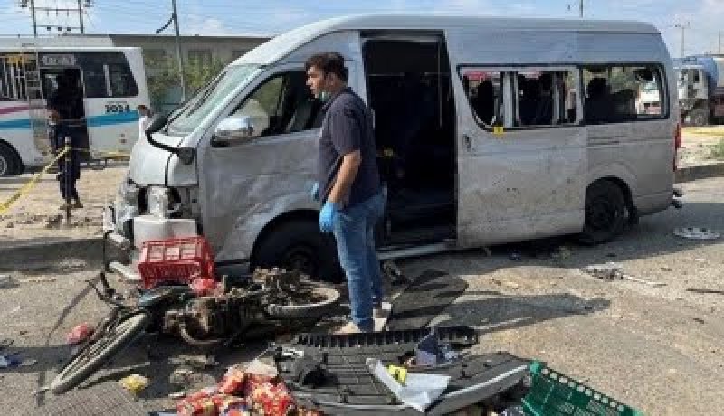 Five Japanese nationals escape Karachi suicide attack