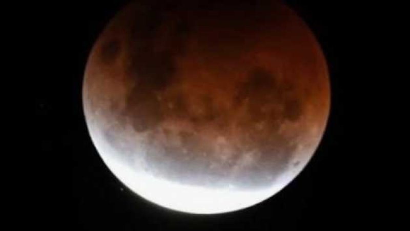 Only lunar eclipse visible to Sri Lanka tonight