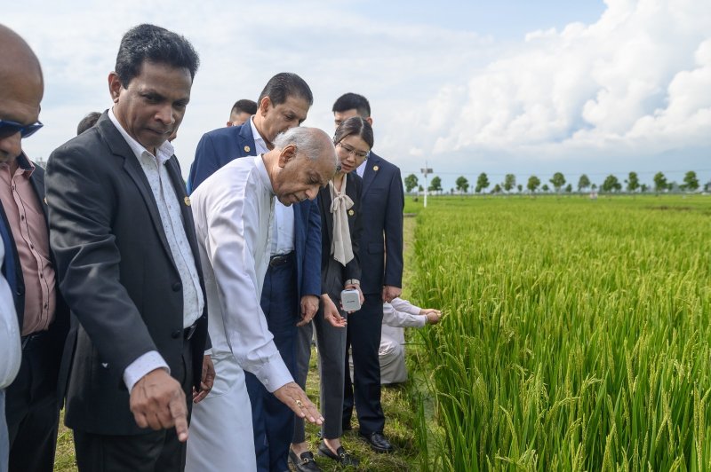 Prime Minister attends the 7th China-South Asia Expo 