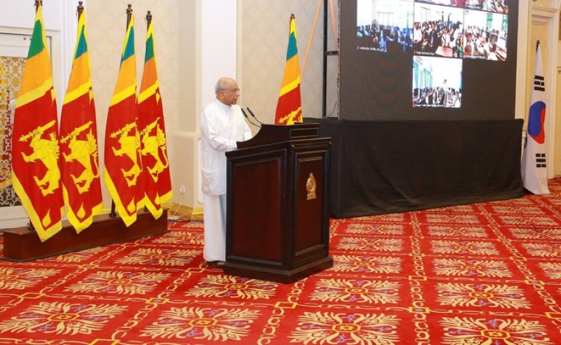 Prime minister awarded 5 smart classrooms to 5 schools