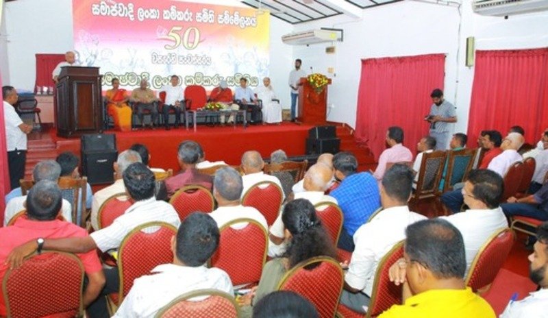 Government should not clash with the trade unions-PM
