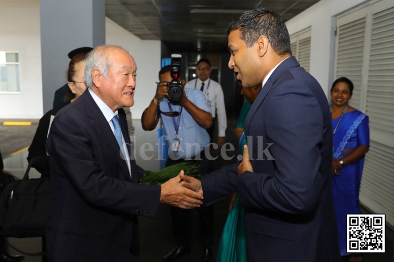 State Minister Tennakoon receives Japanese Finance Minister 