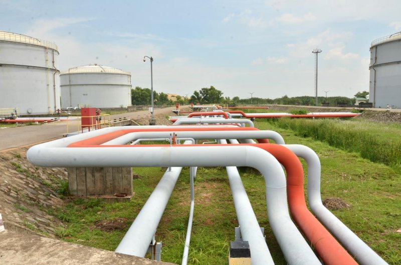 Muthurajawela fuel project gets green light