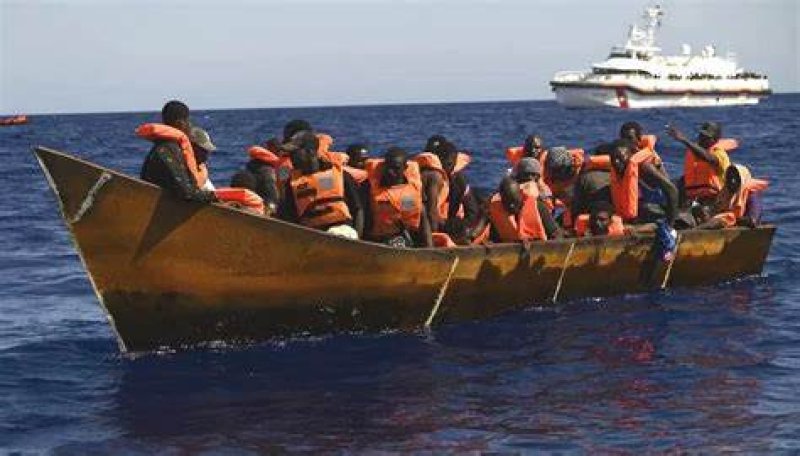 Forty-one migrants die in shipwreck off Italy
