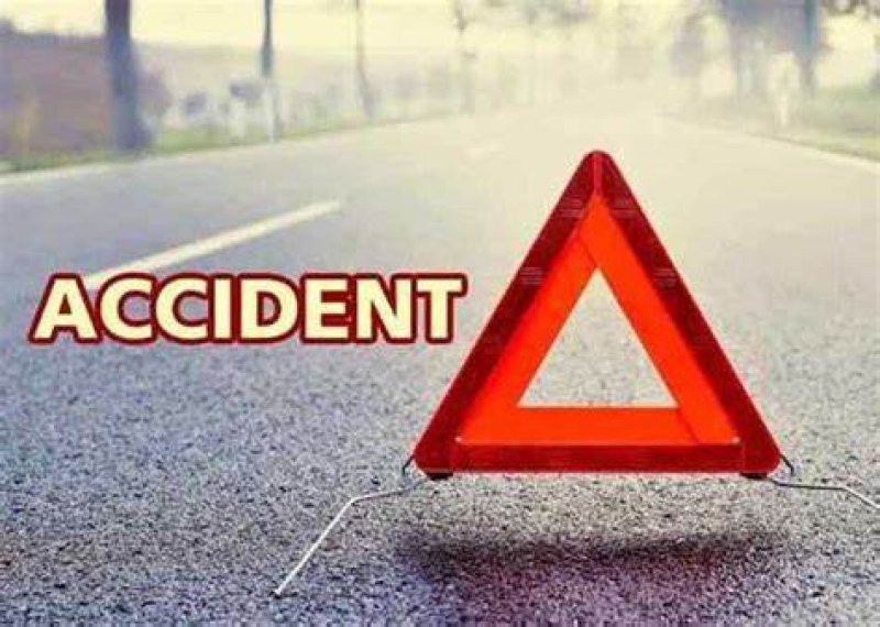 Three dead  in accident along A9 road in Maankulam