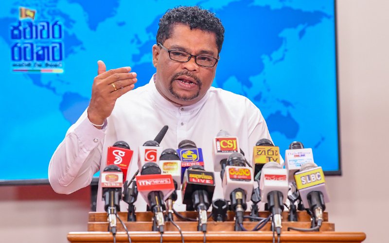 Press conference themed Collective Path to a Stable Country