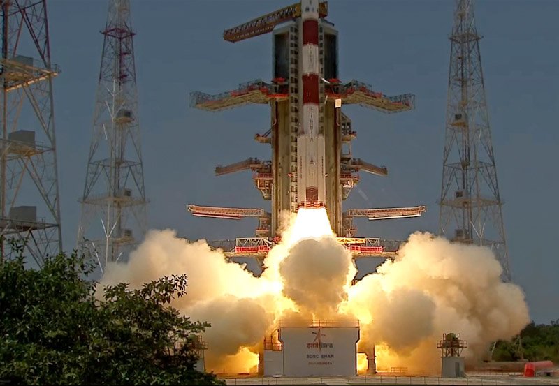 India successfully launches its first mission to the Sun