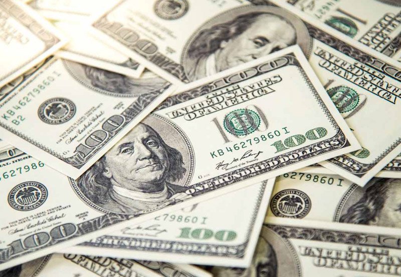 Sri Lankan migrant workers remit record $5.4 Billion in 2023