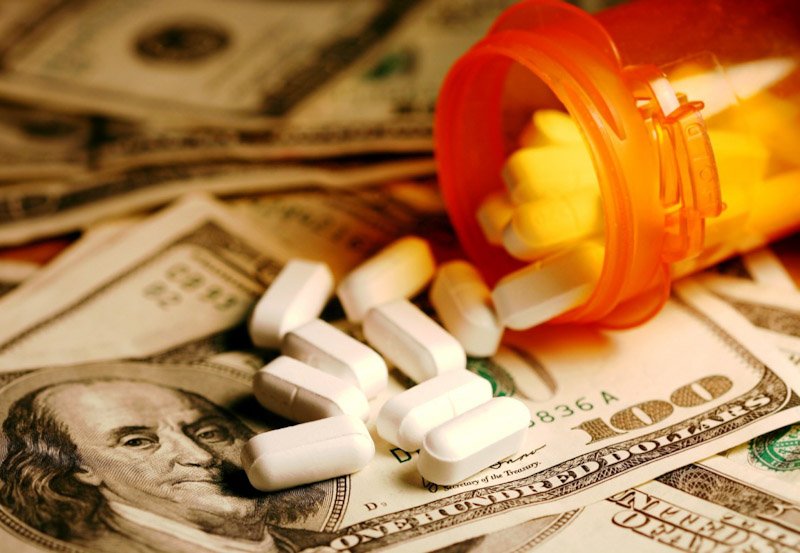 SL Health Ministry suspends emergency purchases of medicines