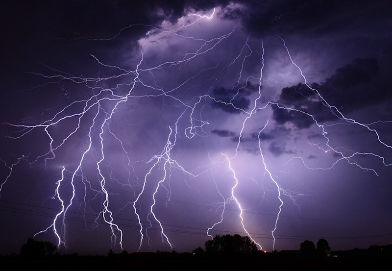 Lightning strikes on transmission line cause power outage