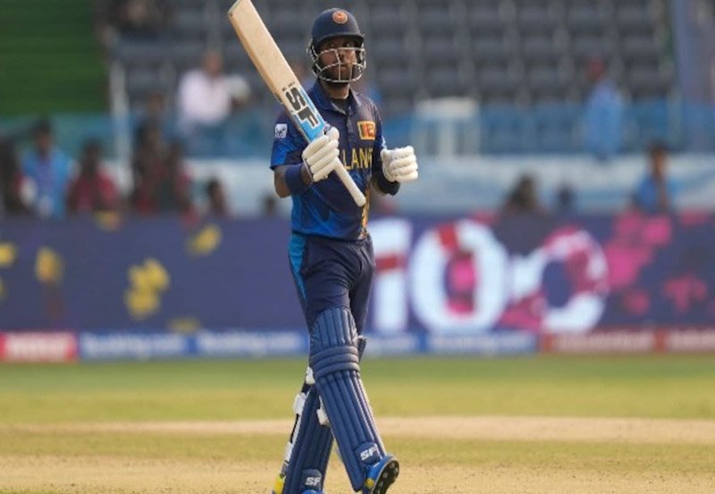 Kusal Mendis taken to hospital for cramps