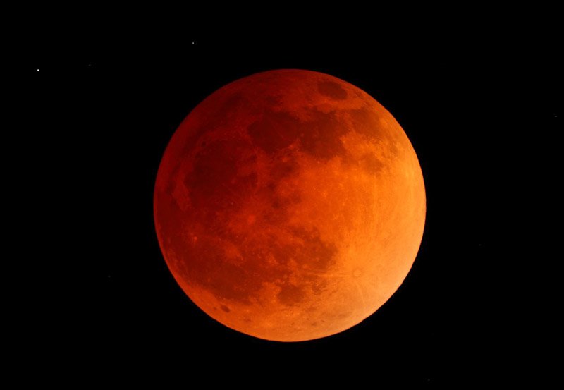 Final Lunar Eclipse to illuminate night sky tonight