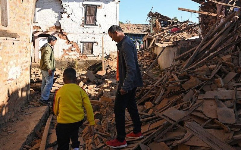 Sri Lankans in Nepal safe after devastating earthquake