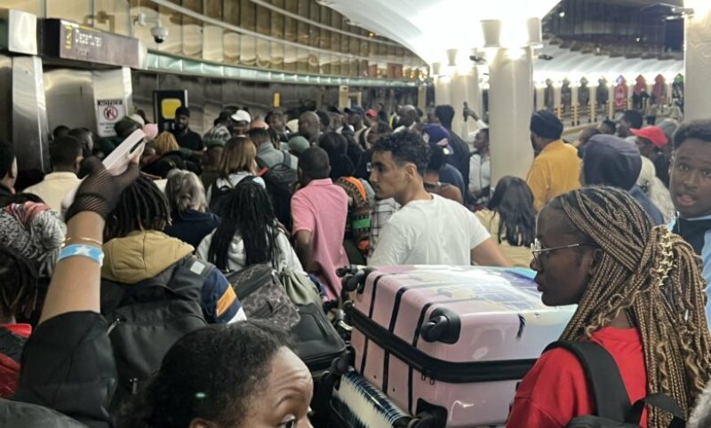 Passengers stranded by strike at main Kenya airport