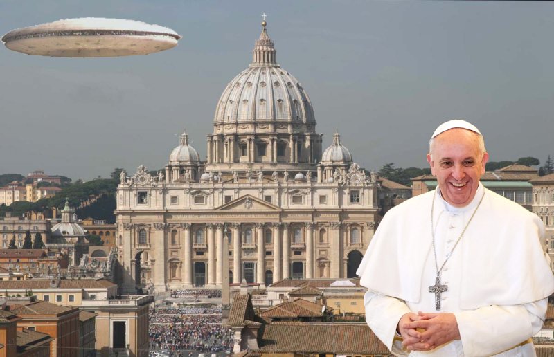 Pope calls for humanitarian corridors for Gaza residents  