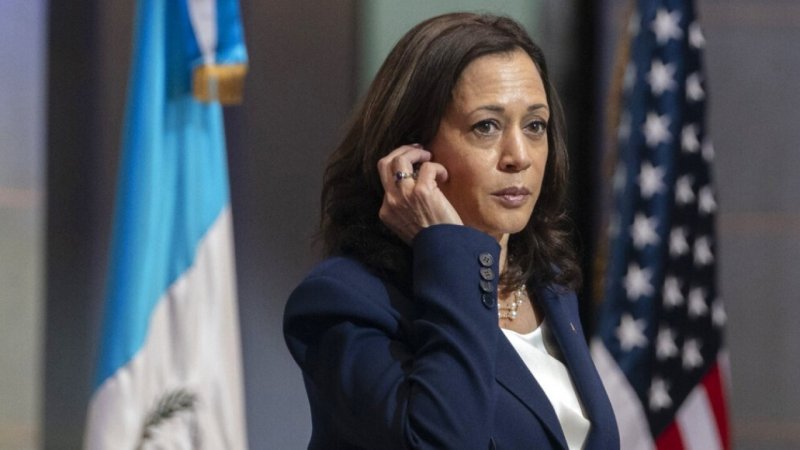  Kamala Harris urges Hamas to agree to ceasefire