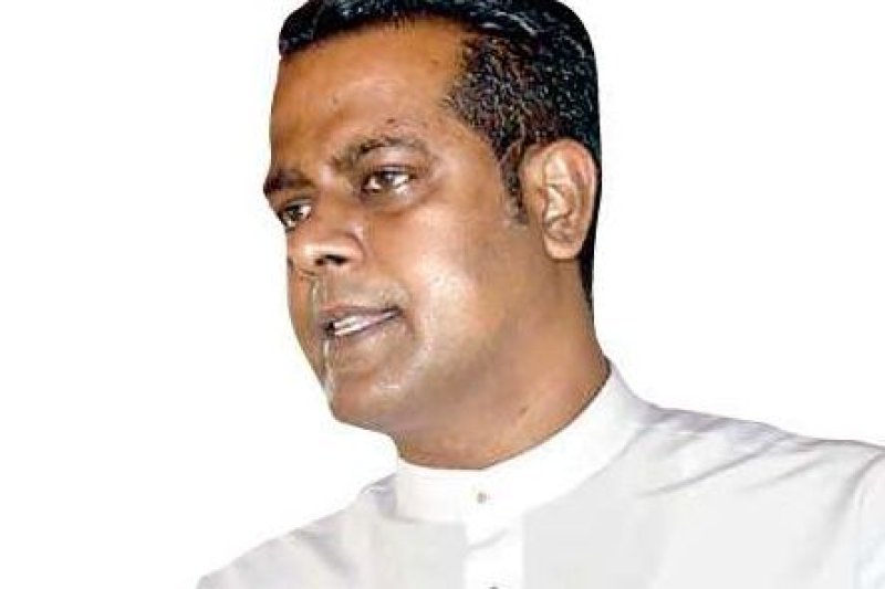 Contempt petitions withdrawn against former state minister