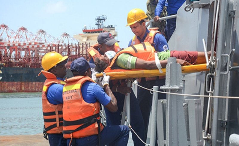 Navy assists transfer of injured fisherman 
