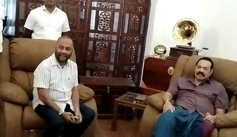 Mahinda Amaraweera visits Mahinda Rajapaksa
