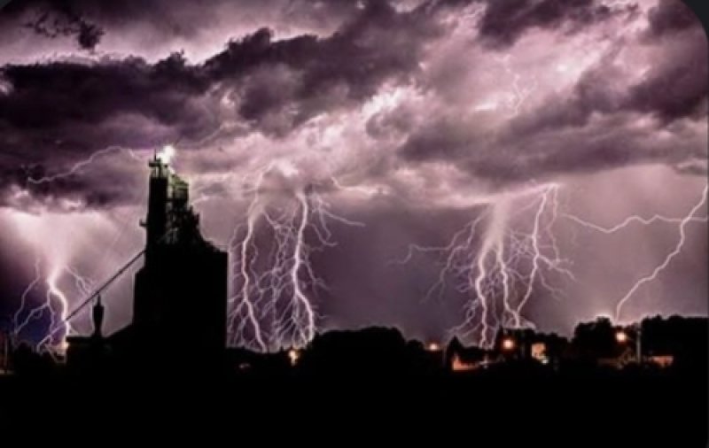 Severe lightning expected in several provinces