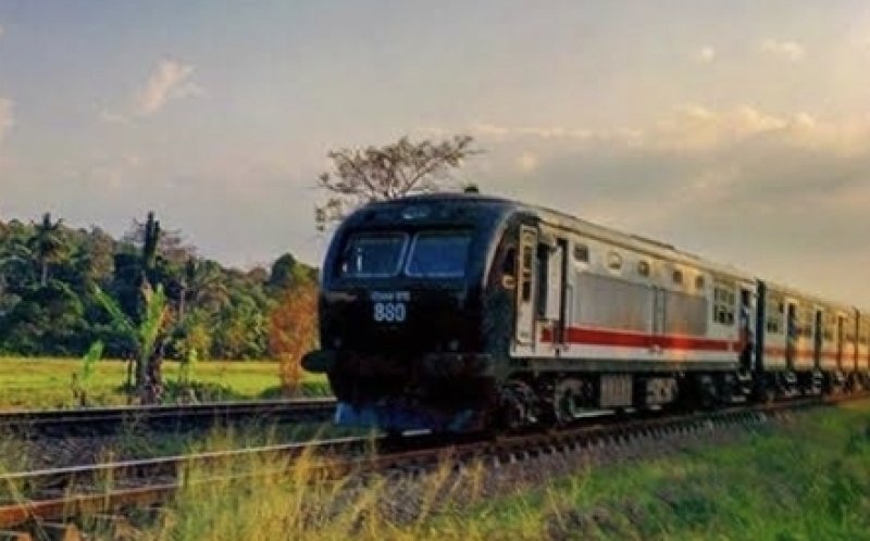 Kelani Valley Line restored