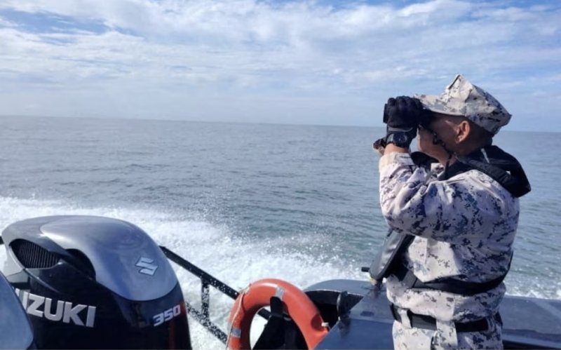 Migrant vessel sinks off Malaysia-Thailand border