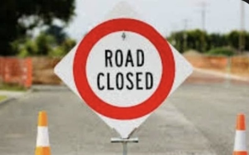 Colombo&ndash;Kandy road close from Kegalla