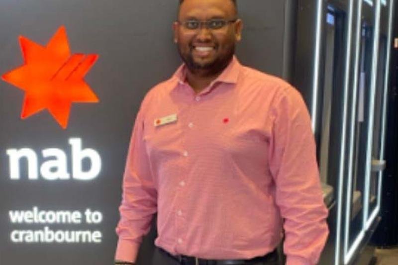 Sri Lankan saves woman losing $2000 to romance scam