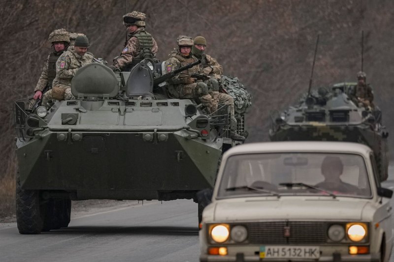 Ministry warns against joining Russian, Ukrainian army 
