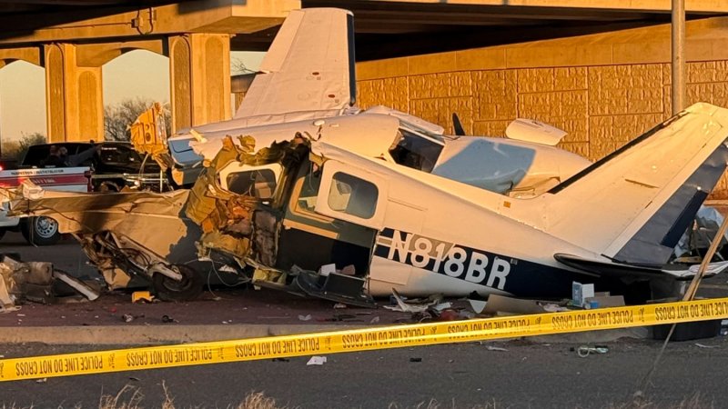Small Plane Crashes into 3 Vehicles on Texas Roadway