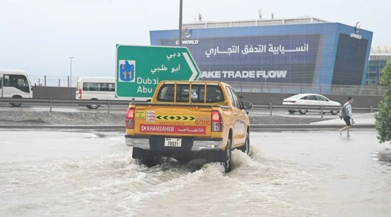 Fierce storm lashes United Arab Emirates  