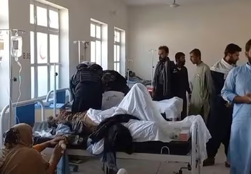Update: 52 killed, scores injured in blast in Pakistan