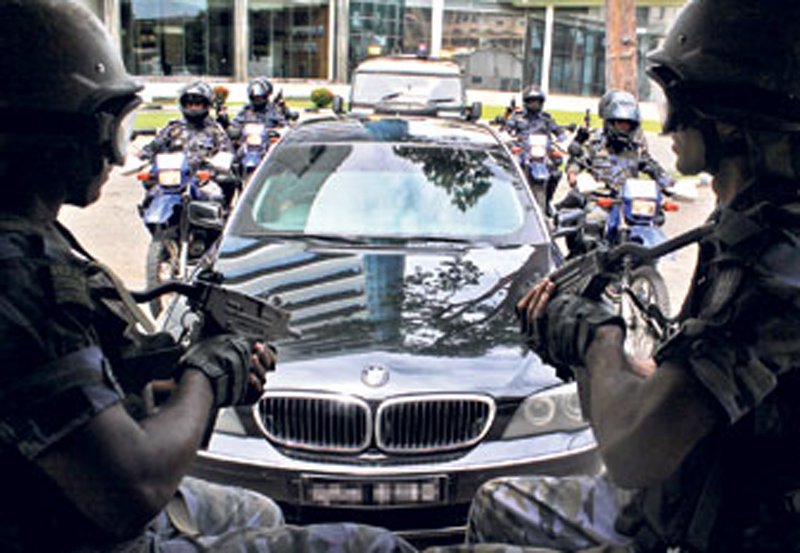 Probe into unnecessary police security for politicians