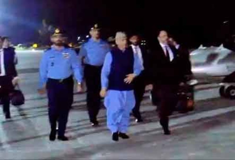 Pakistan&rsquo;s prime minister, army chief depart for Switzerland