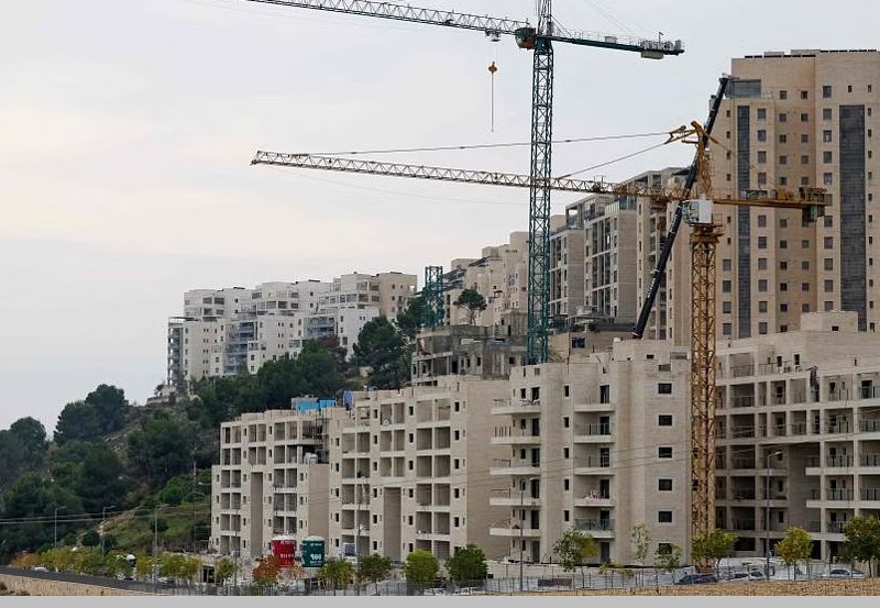 Israel targets Indian, SL workers to replace Palestinians