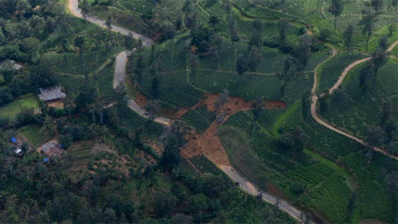 President orders urgent restoration of disaster-hit roads