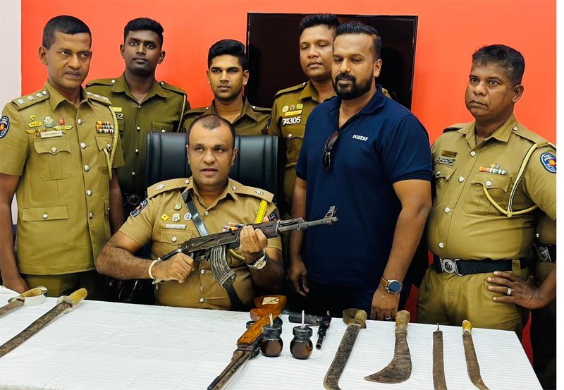 Two criminals arrested with firearms