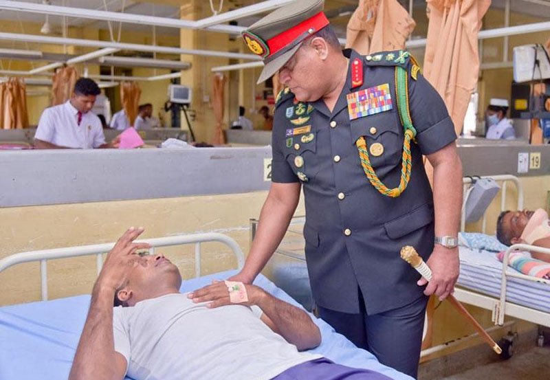 Paratrooping at Independence Day to continue despite mishap