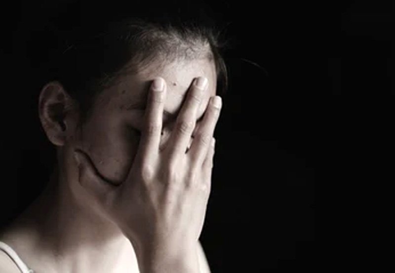 Science teacher arrested for alleged molest on schoolgirls 